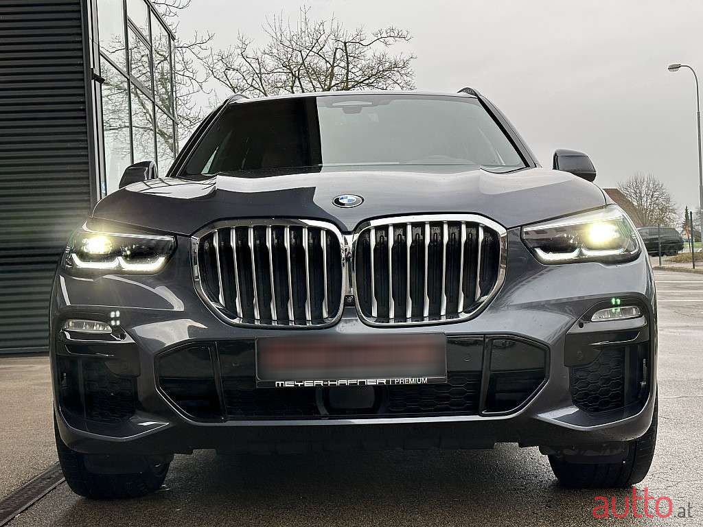2019' BMW X5 photo #4