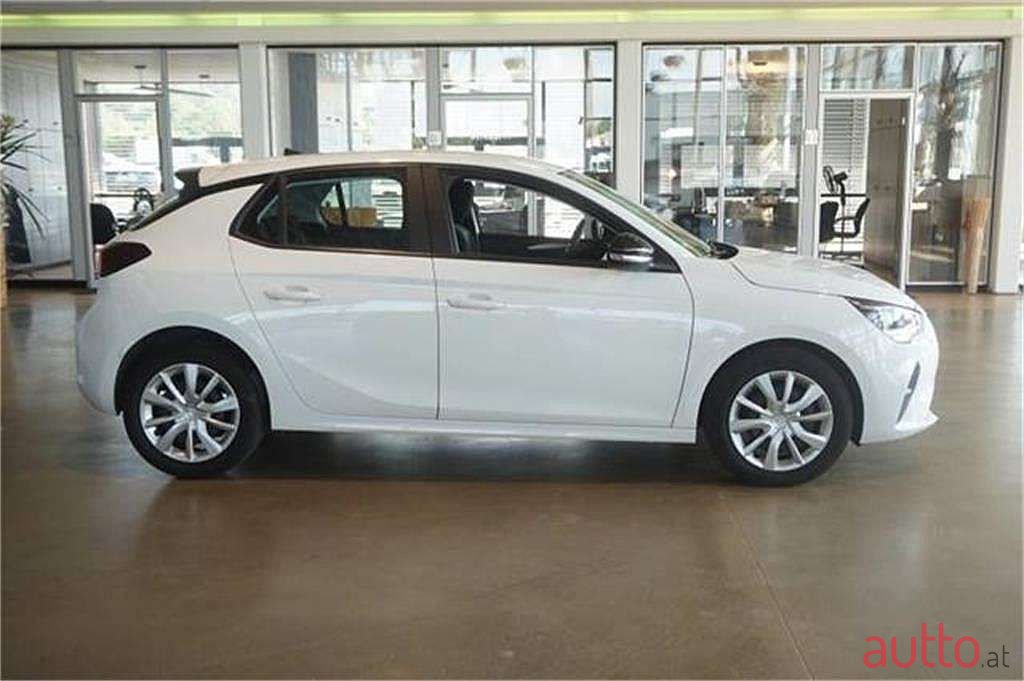 2020' Opel Corsa photo #2