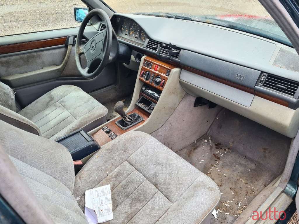 1995' Mercedes-Benz E-Klasse photo #6