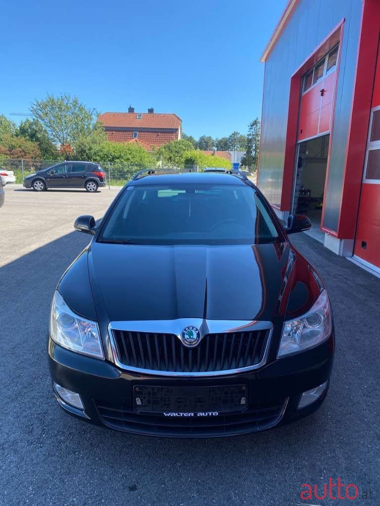 2012' Skoda Octavia photo #1