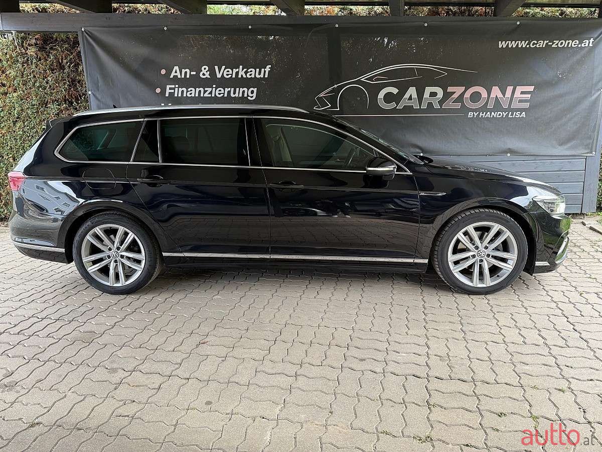 2020' Volkswagen Passat photo #5