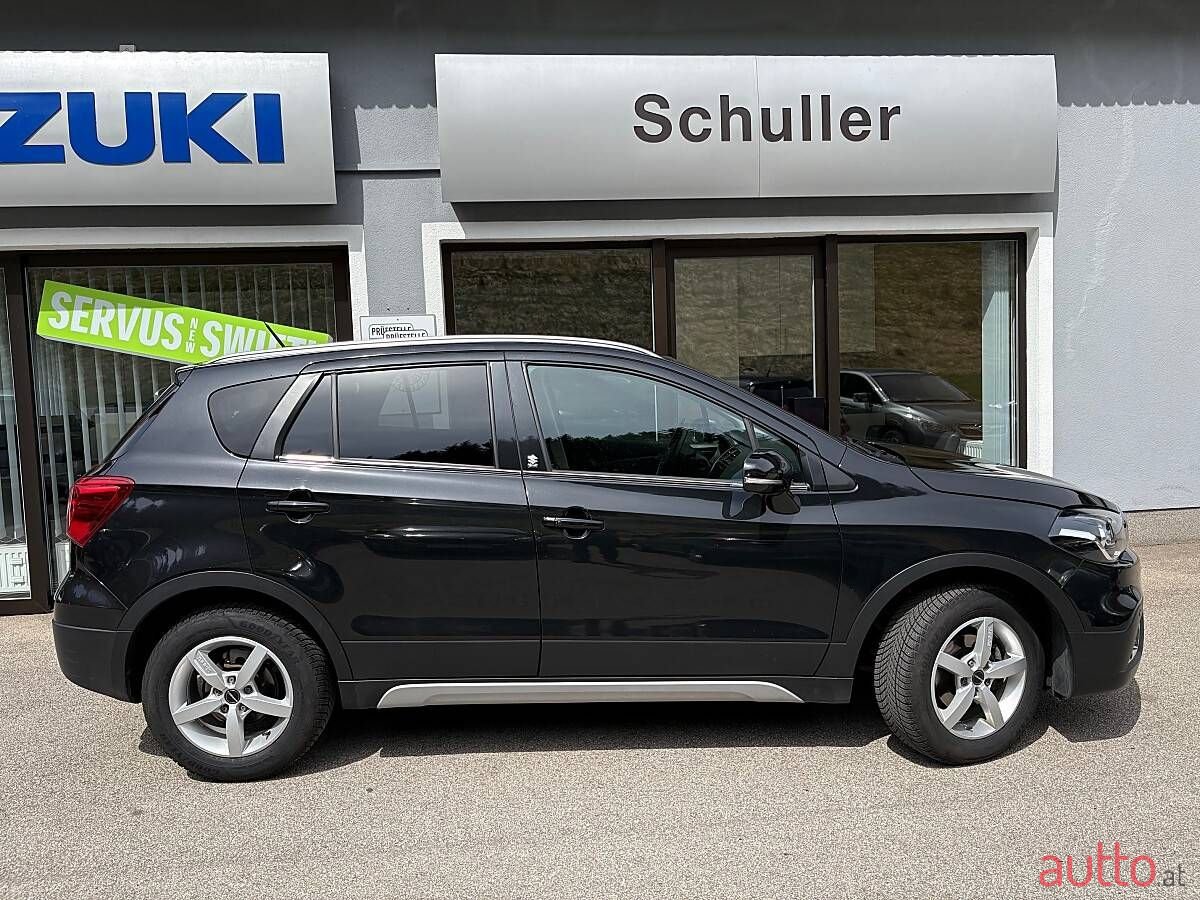 2021' Suzuki SX4 S-Cross photo #3