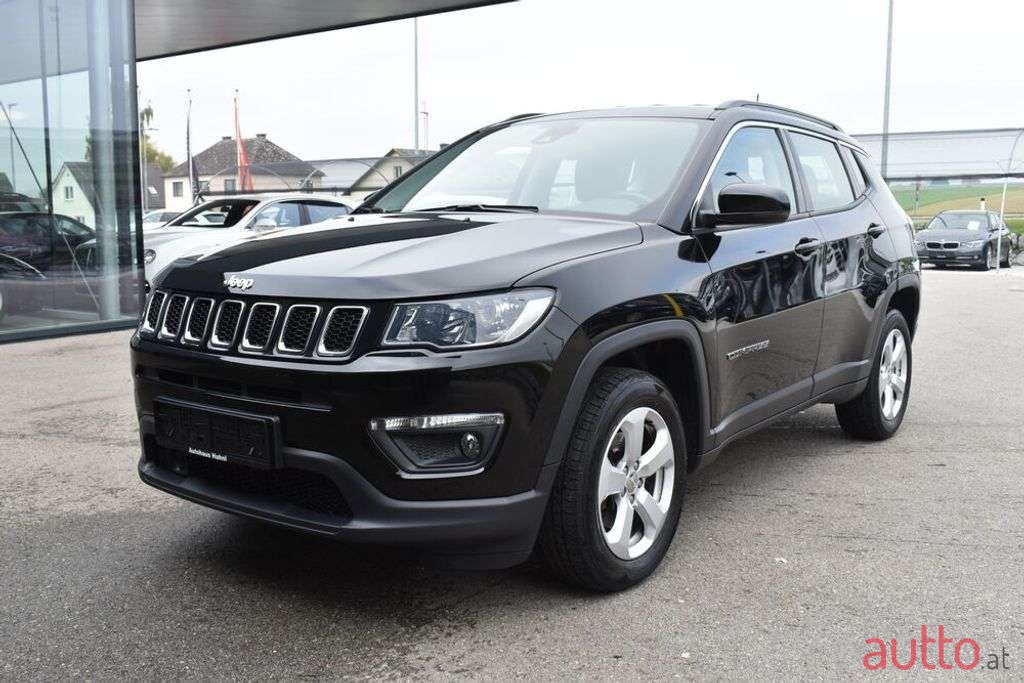2019' Jeep Compass photo #2