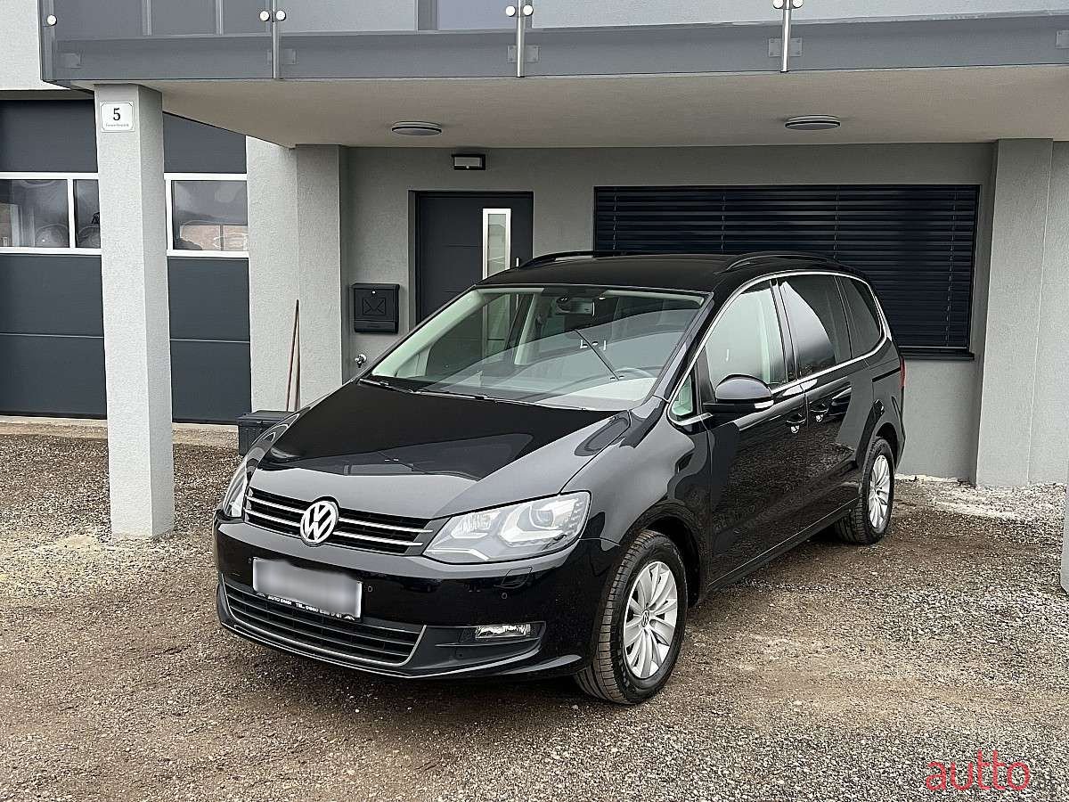 2014' Volkswagen Sharan photo #1