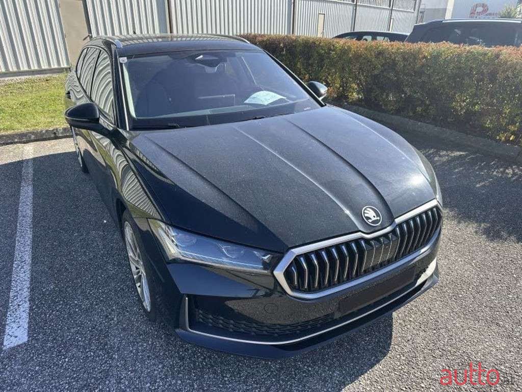 2024' Skoda Superb photo #1