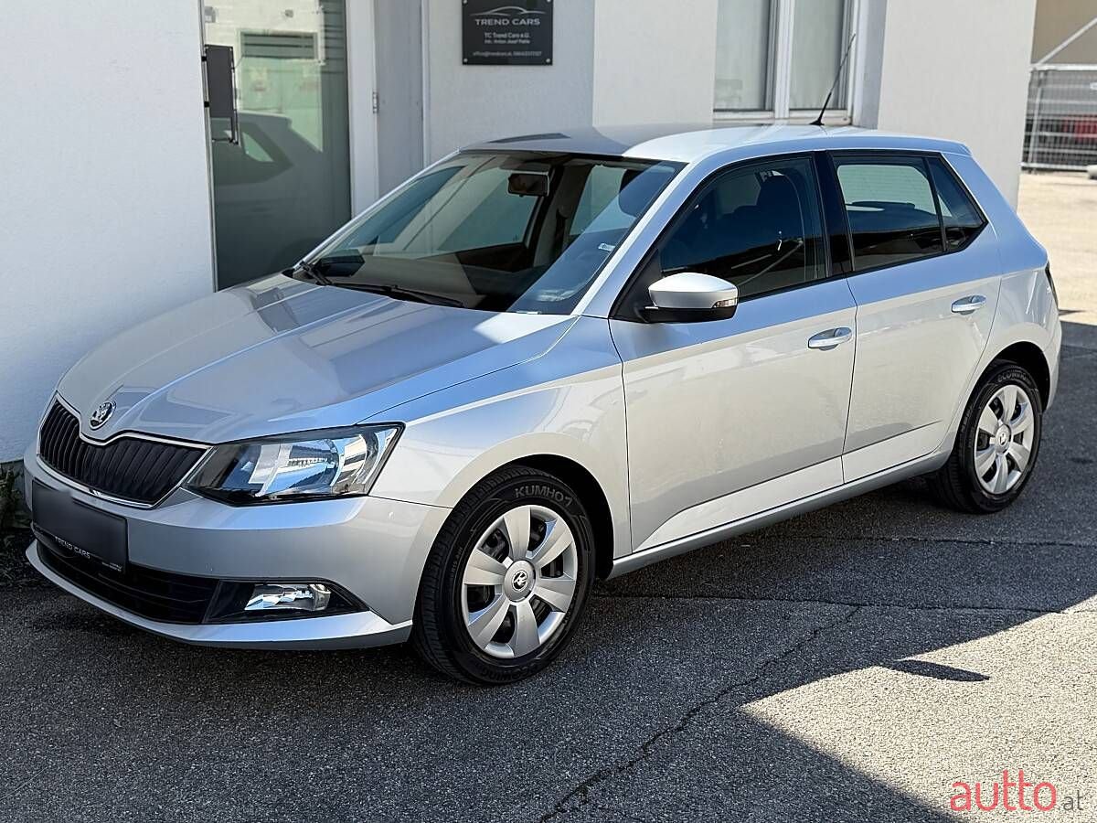 2015' Skoda Fabia photo #1