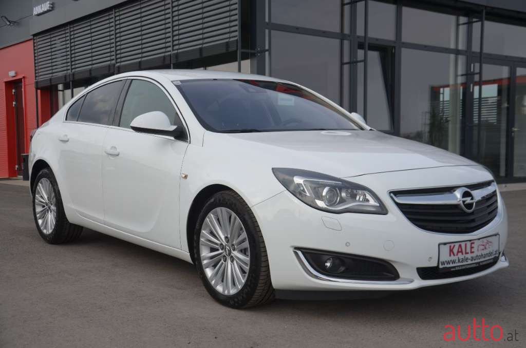 2015' Opel Insignia photo #2