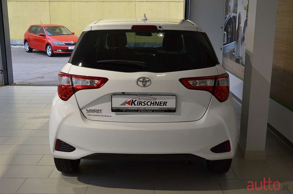 2019' Toyota Yaris photo #4