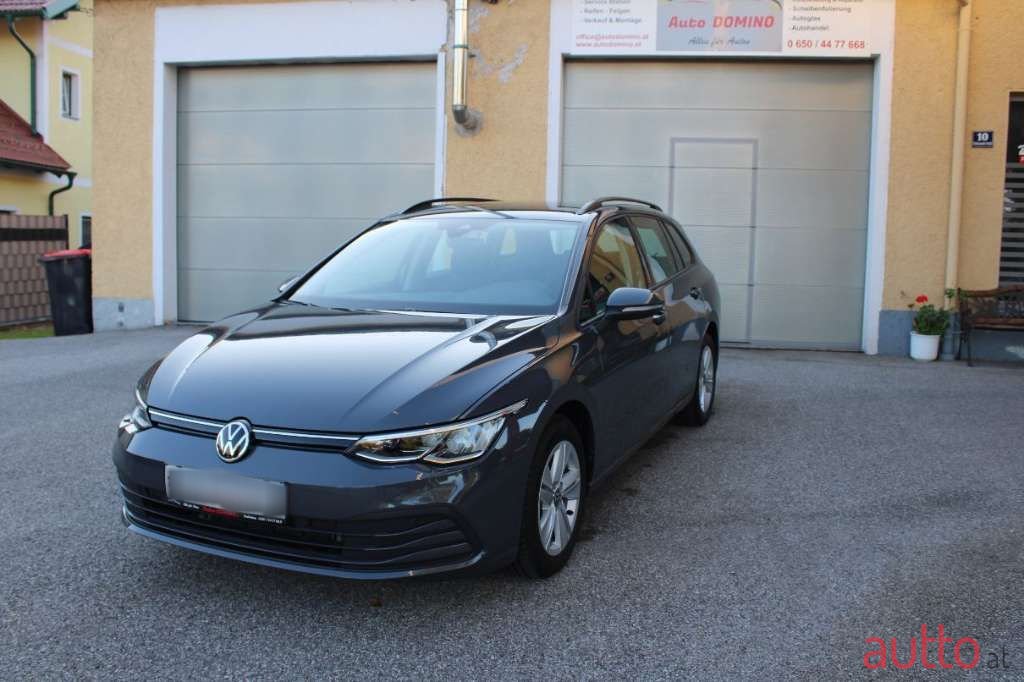 2020' Volkswagen Golf photo #1