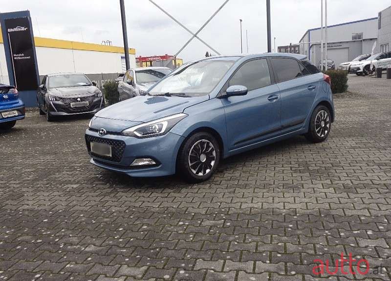 2017' Hyundai i20 photo #3