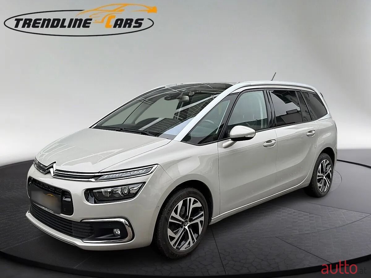 2022' Citroen C4 SpaceTourer photo #2