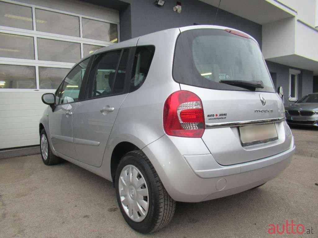 2010' Renault Modus photo #4
