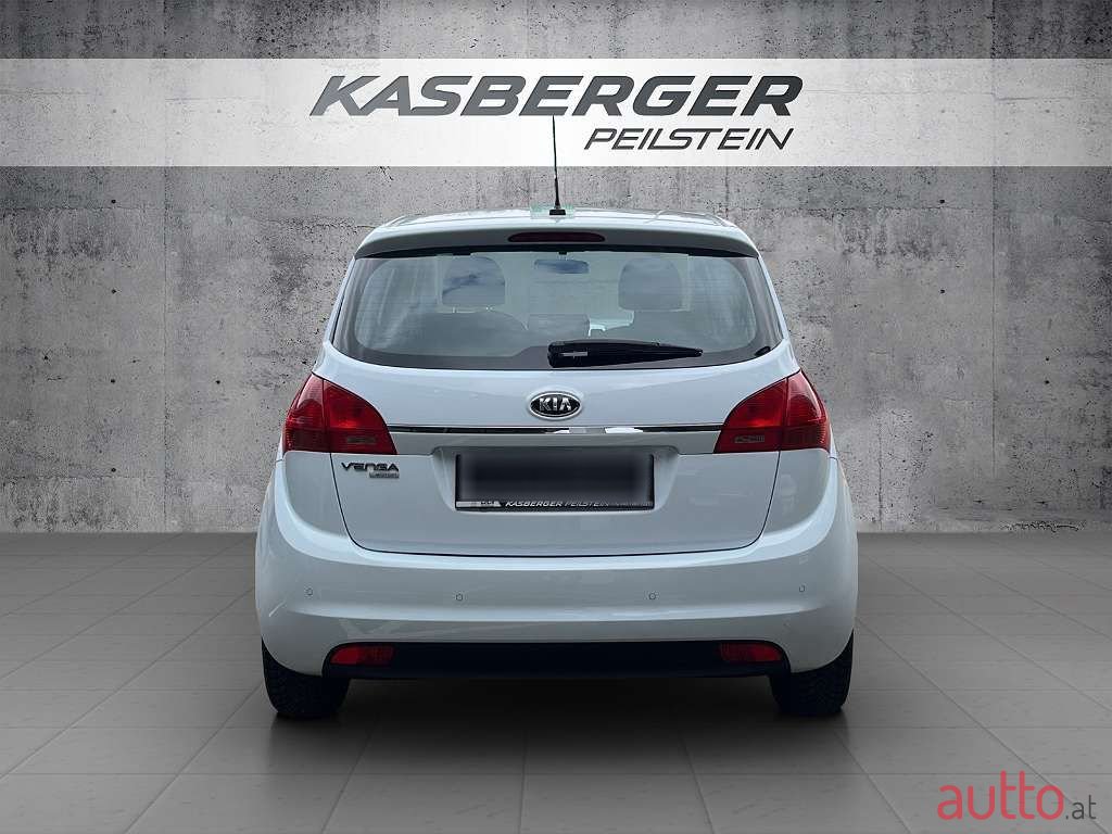 2017' Kia Venga photo #5