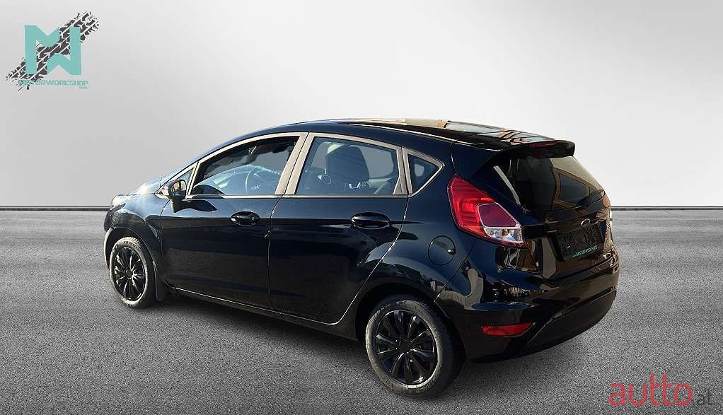 2015' Ford Fiesta photo #6