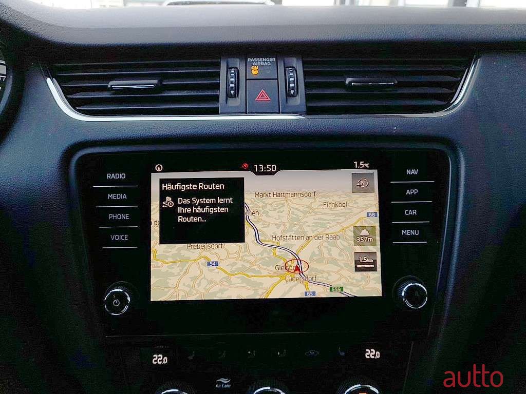 2019' Skoda Octavia photo #2