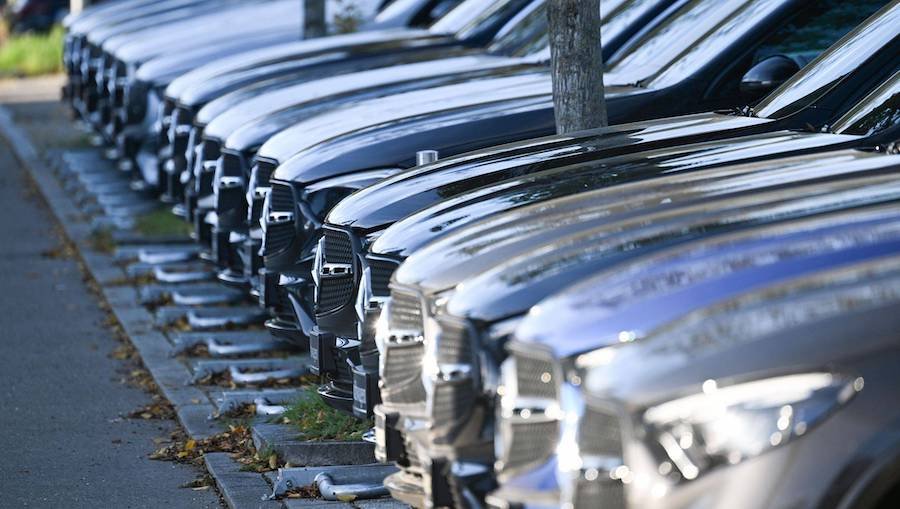 So einfach bekommt man Rabatt beim Neuwagenkauf! Teilweise fünfstellig