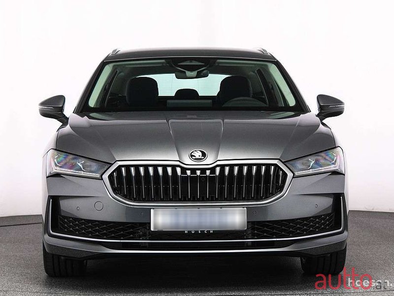 2024' Skoda Superb photo #1