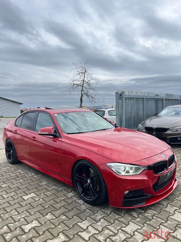 2011' BMW 3Er-Reihe photo #3