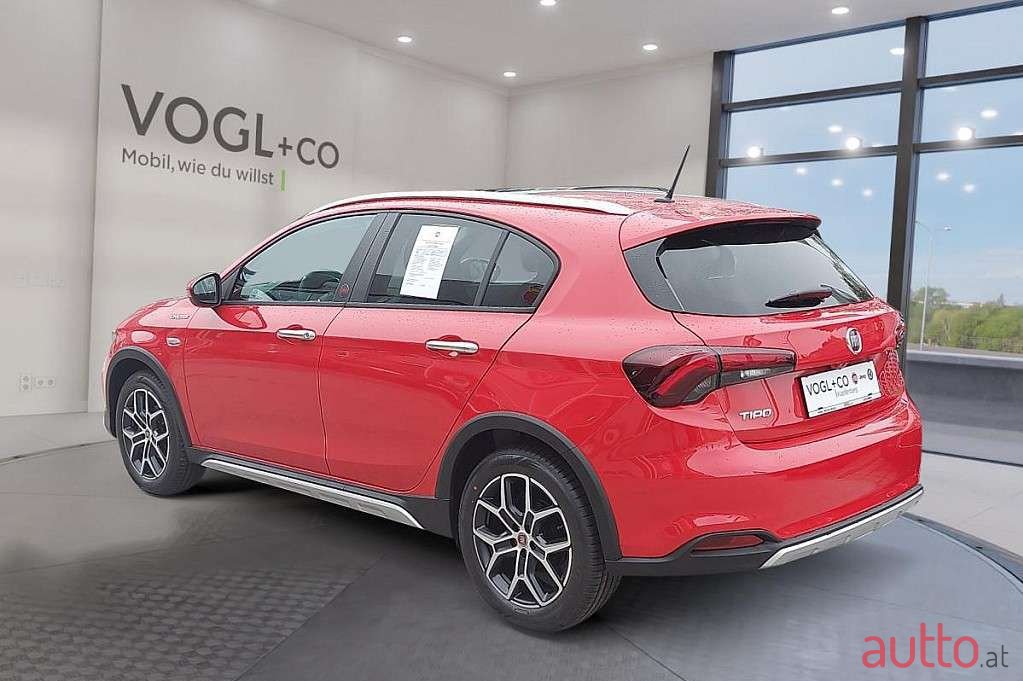 2022' Fiat Tipo photo #3