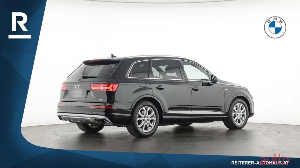 2016' Audi Q7 photo #6