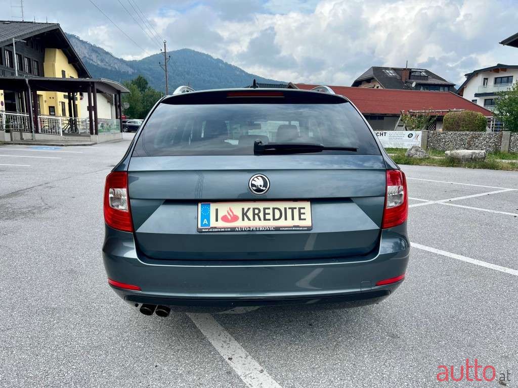 2015' Skoda Superb photo #5