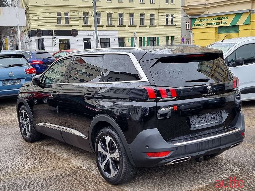 2018' Peugeot 5008 photo #6