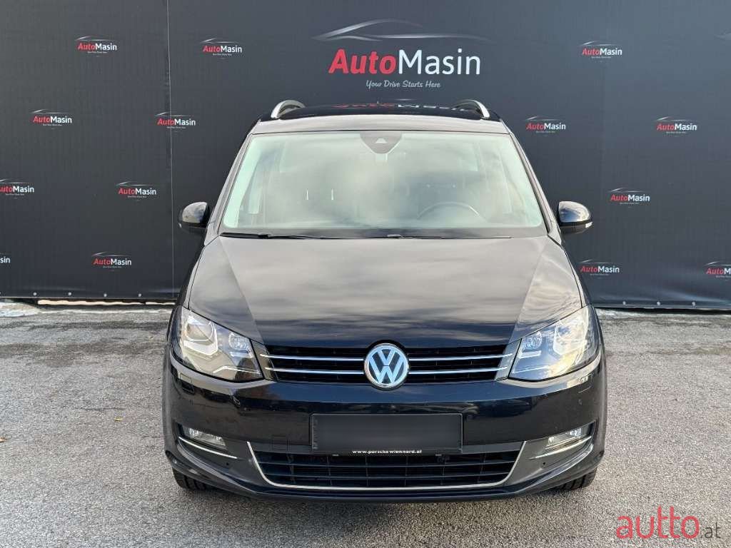 2019' Volkswagen Sharan photo #3