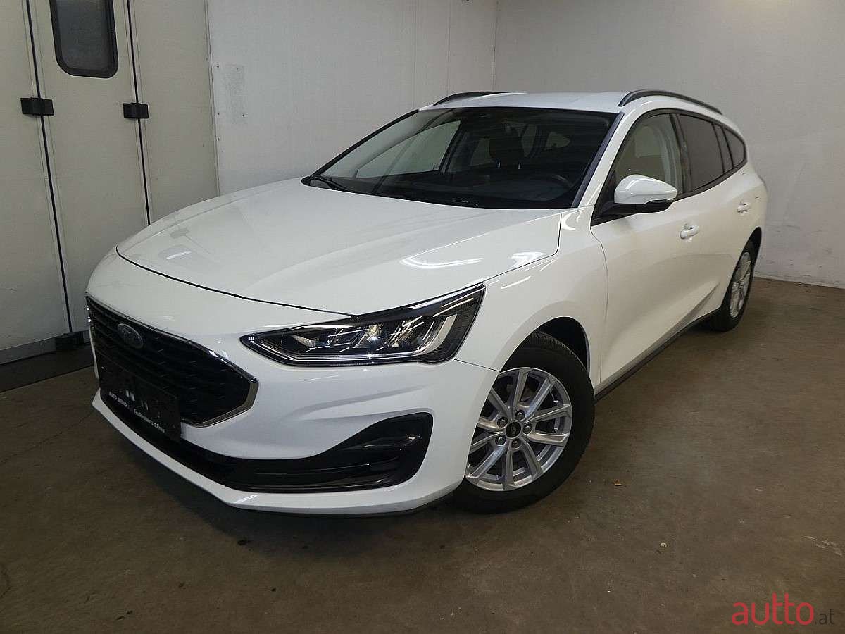 2022' Ford Focus photo #1