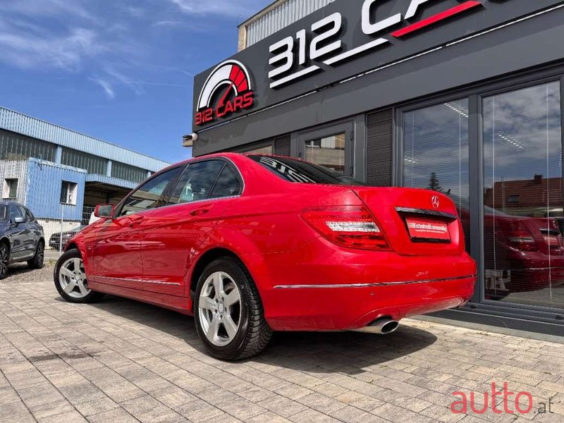 2011' Mercedes-Benz C-Klasse photo #6