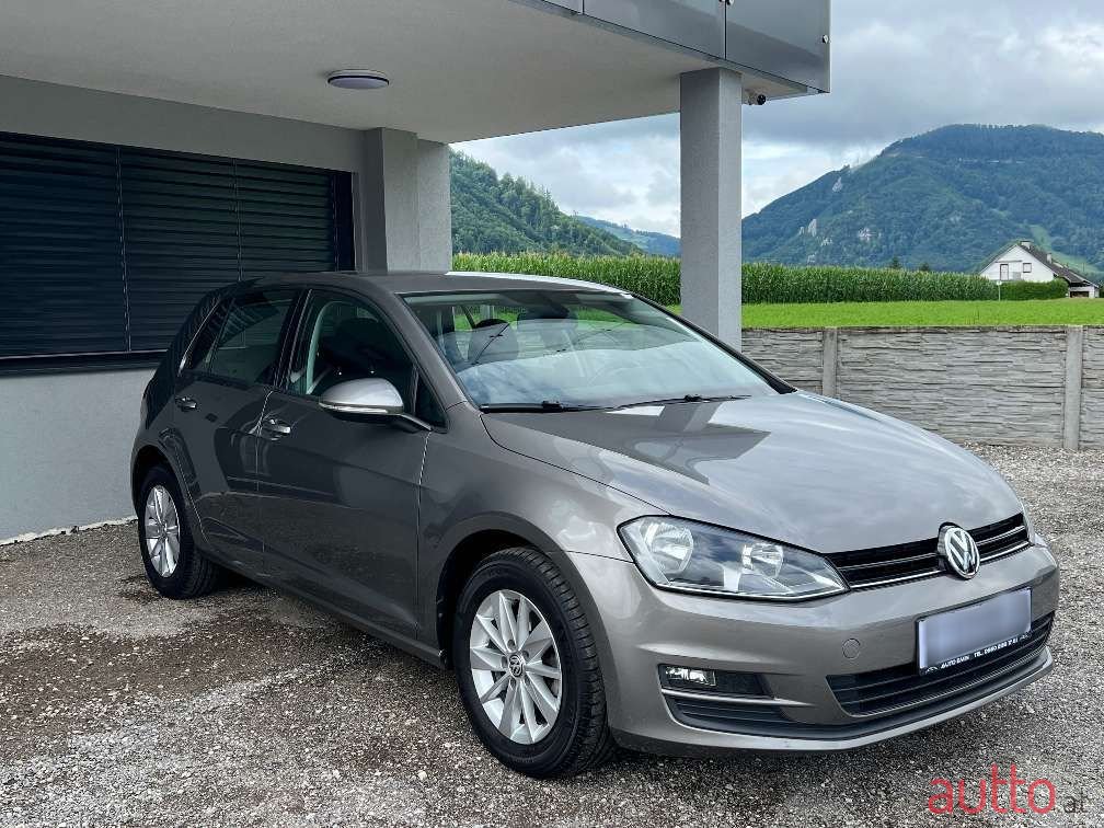2014' Volkswagen Golf photo #3