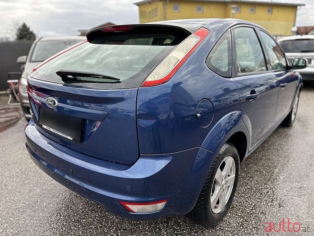 2008' Ford Focus photo #3