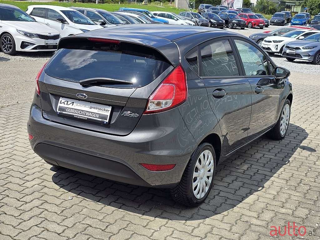 2017' Ford Fiesta photo #2