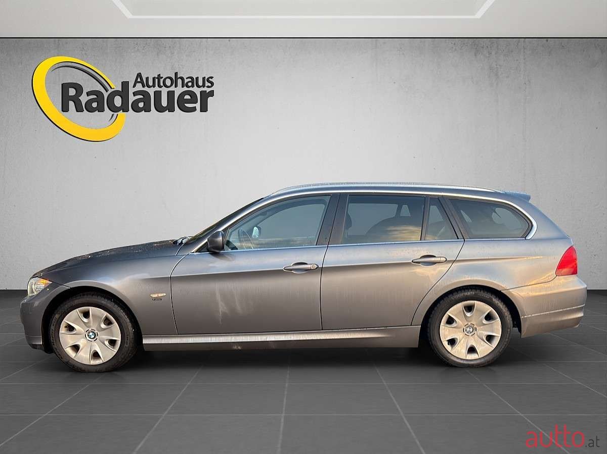 2012' BMW 3Er-Reihe photo #2