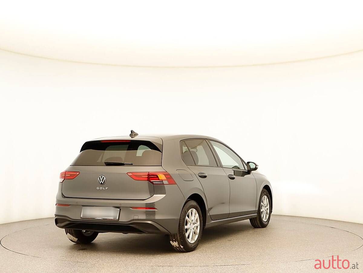 2020' Volkswagen Golf photo #3