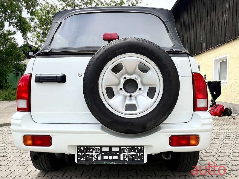 2001' Suzuki Grand Vitara photo #4