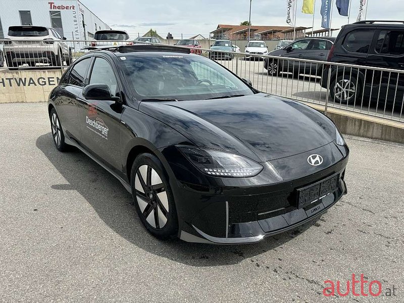 2023' Hyundai Ioniq 6 photo #1