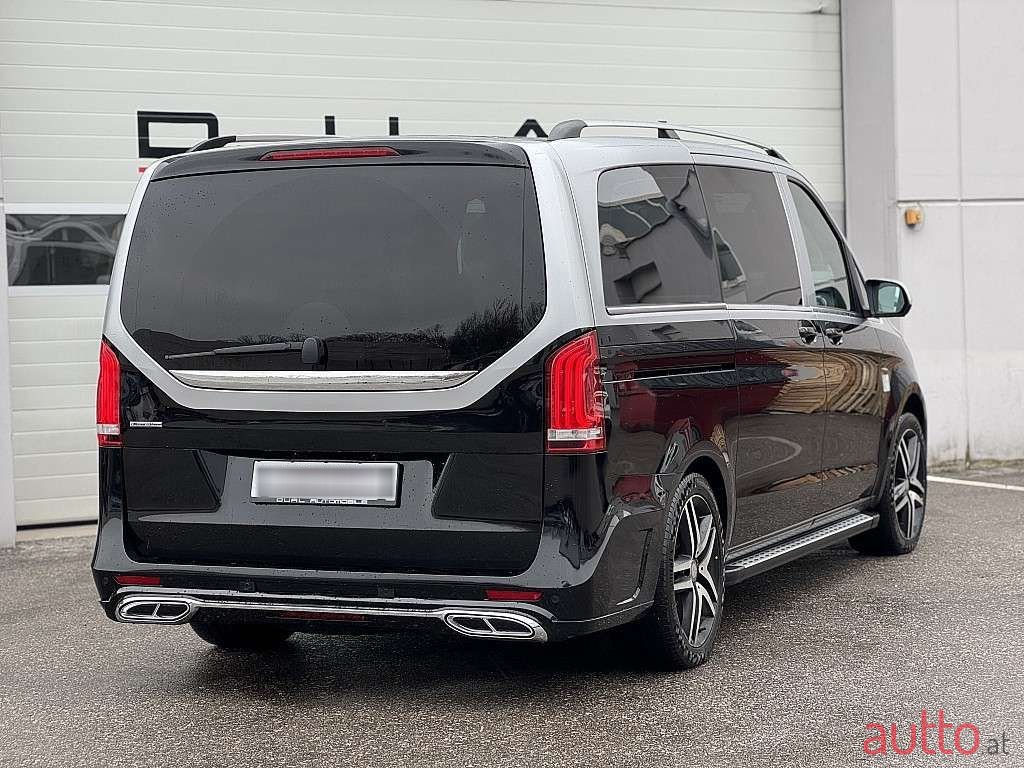 2017' Mercedes-Benz V-Klasse photo #4