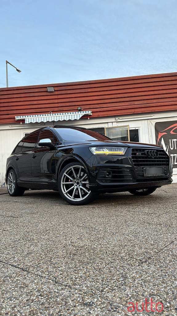 2017' Audi Q7 photo #2