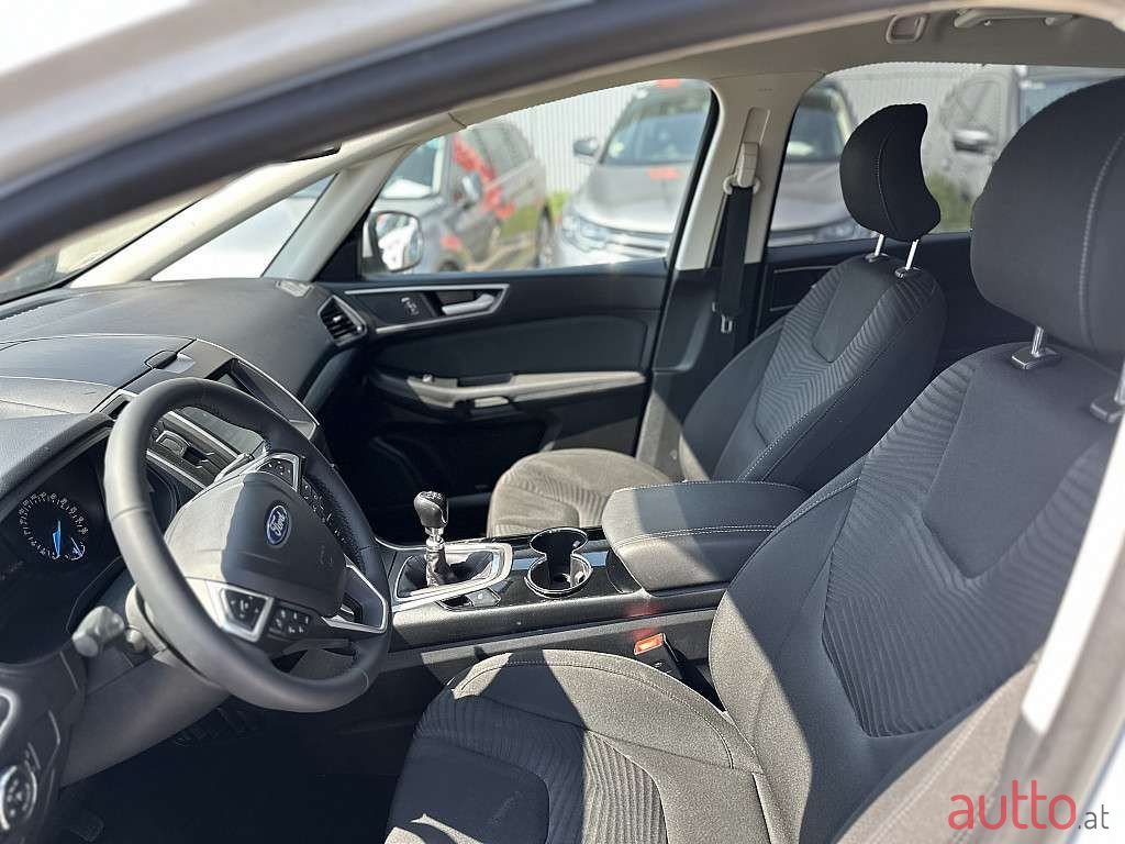 2016' Ford S-Max photo #5