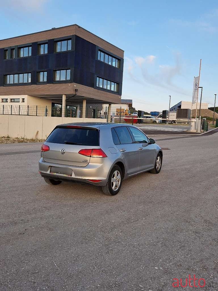 2013' Volkswagen Golf photo #5