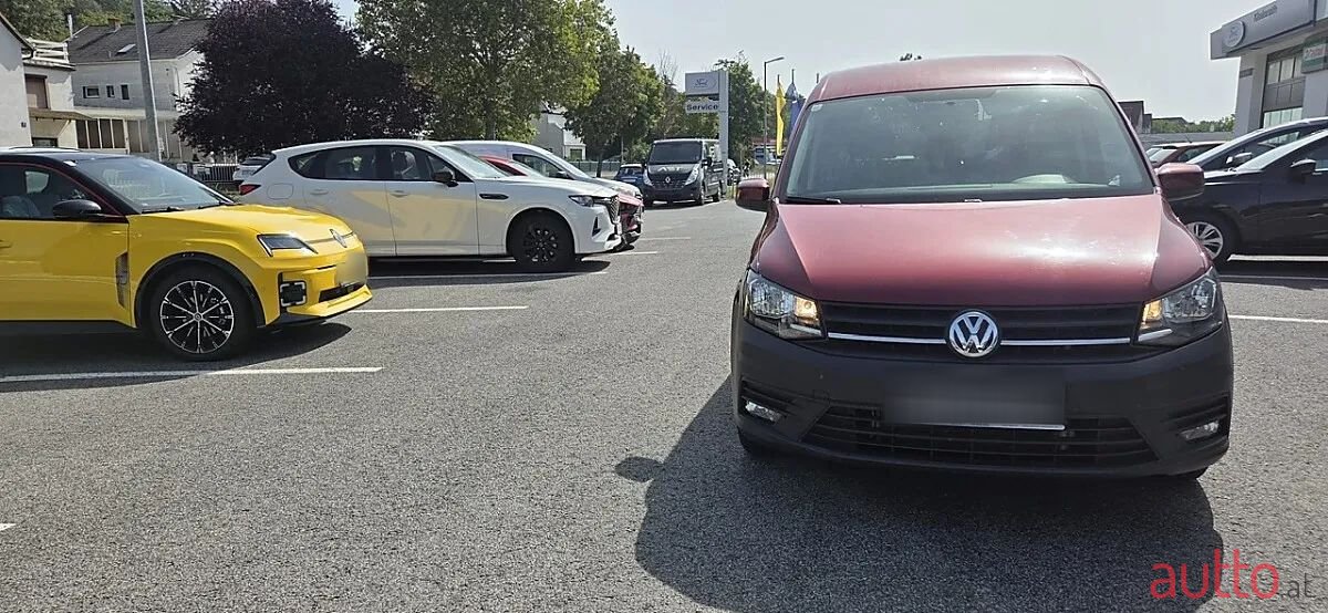2018' Volkswagen Caddy photo #4