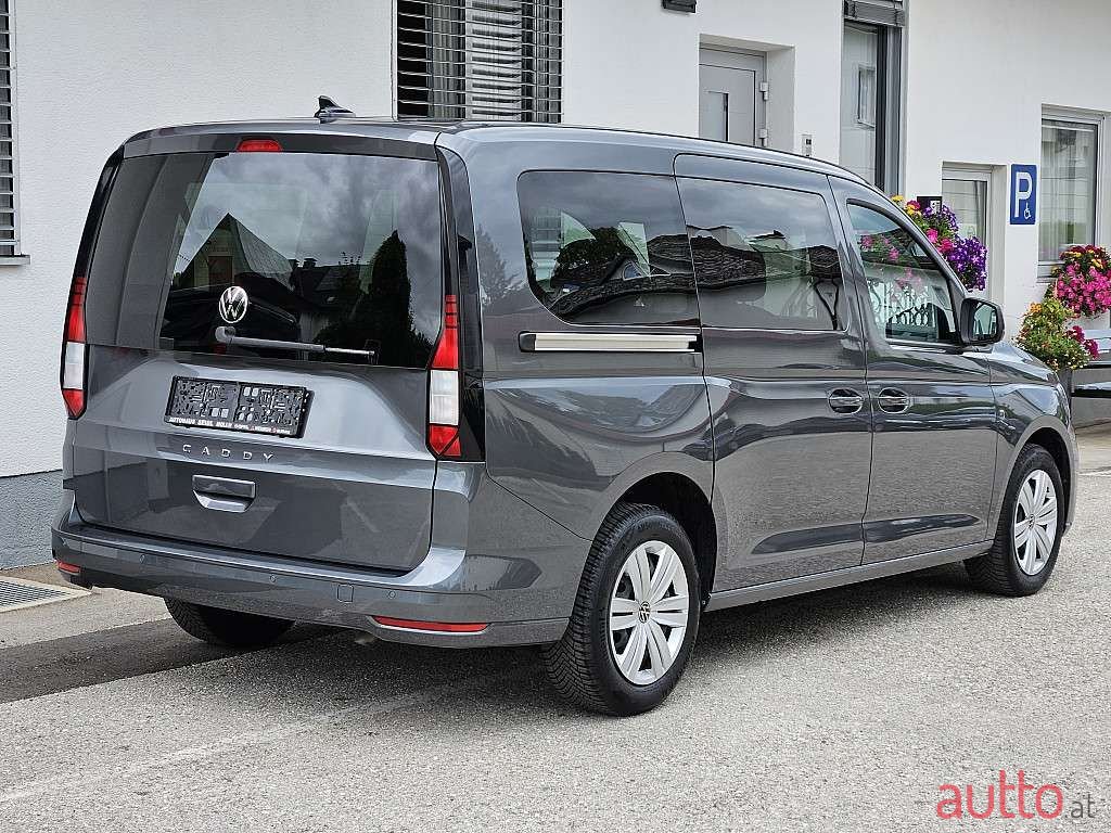 2021' Volkswagen Caddy photo #3