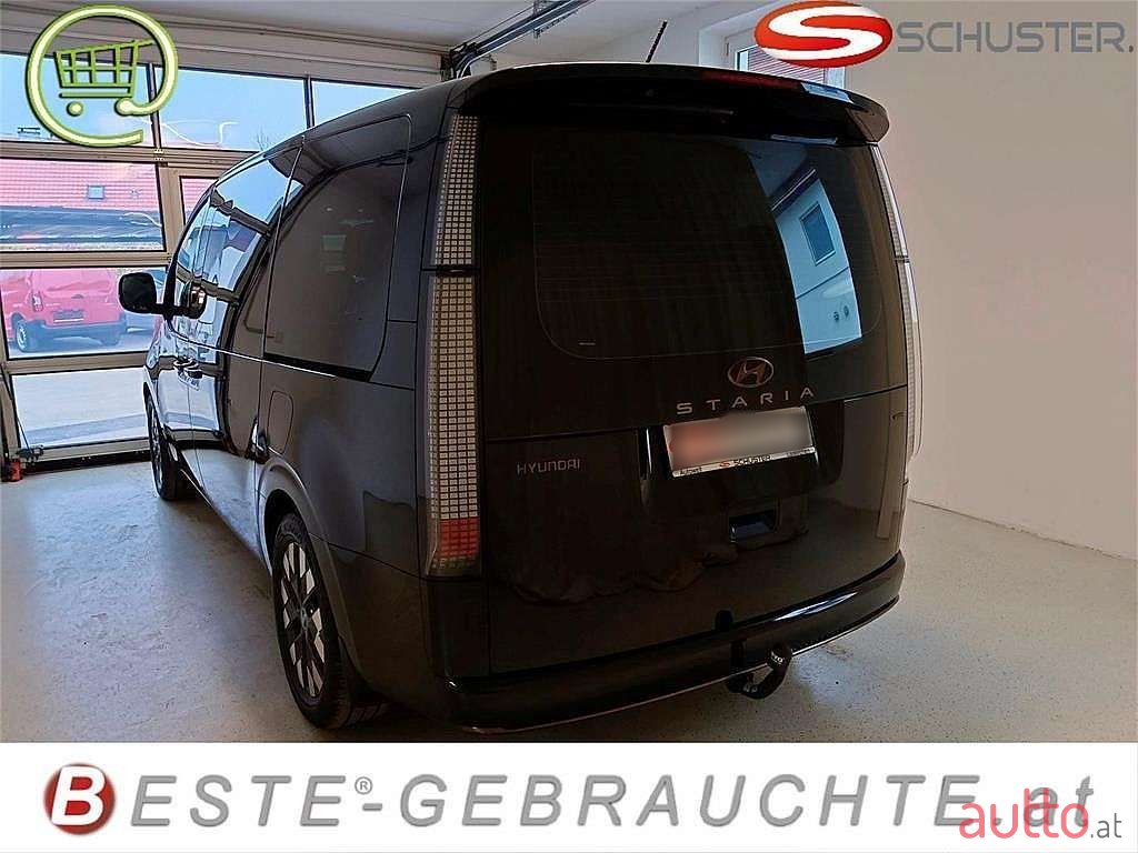2022' Hyundai Staria photo #4