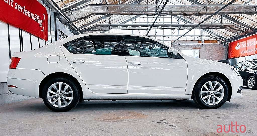 2018' Skoda Octavia photo #4