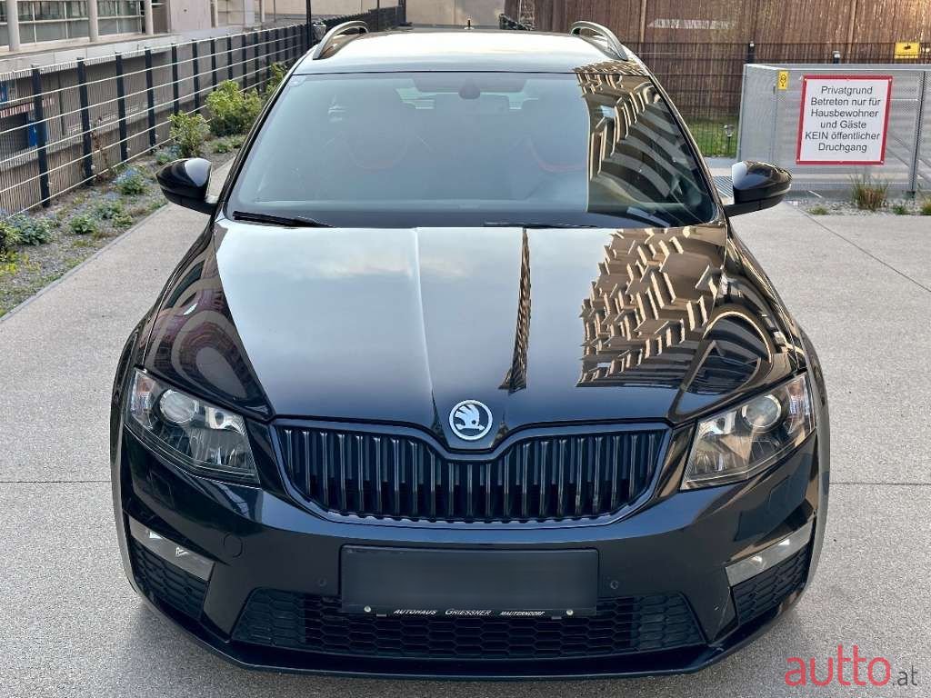 2014' Skoda Octavia photo #3