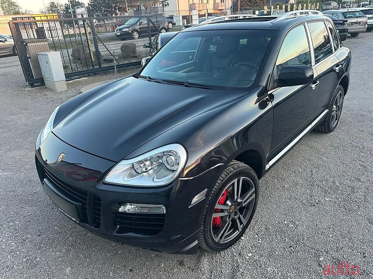 2008' Porsche Cayenne photo #4