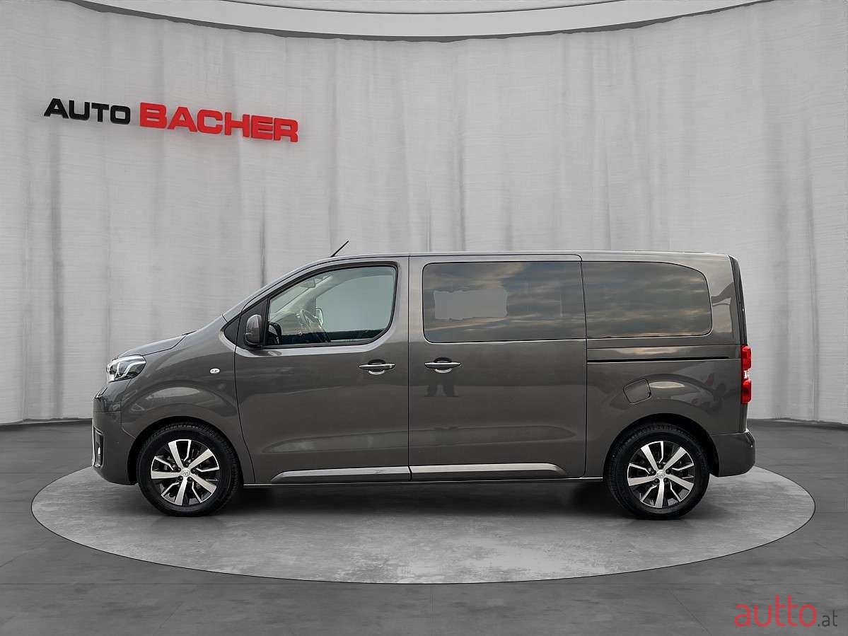 2022' Toyota ProAce photo #3