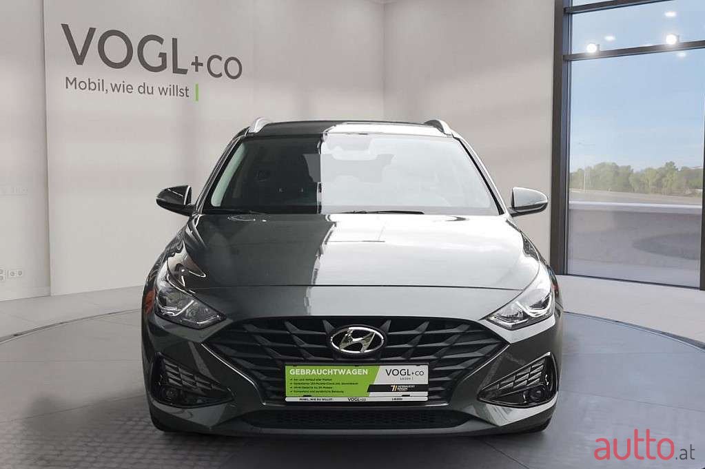 2021' Hyundai i30 photo #6