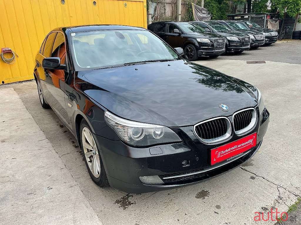 2009' BMW 5Er-Reihe photo #3
