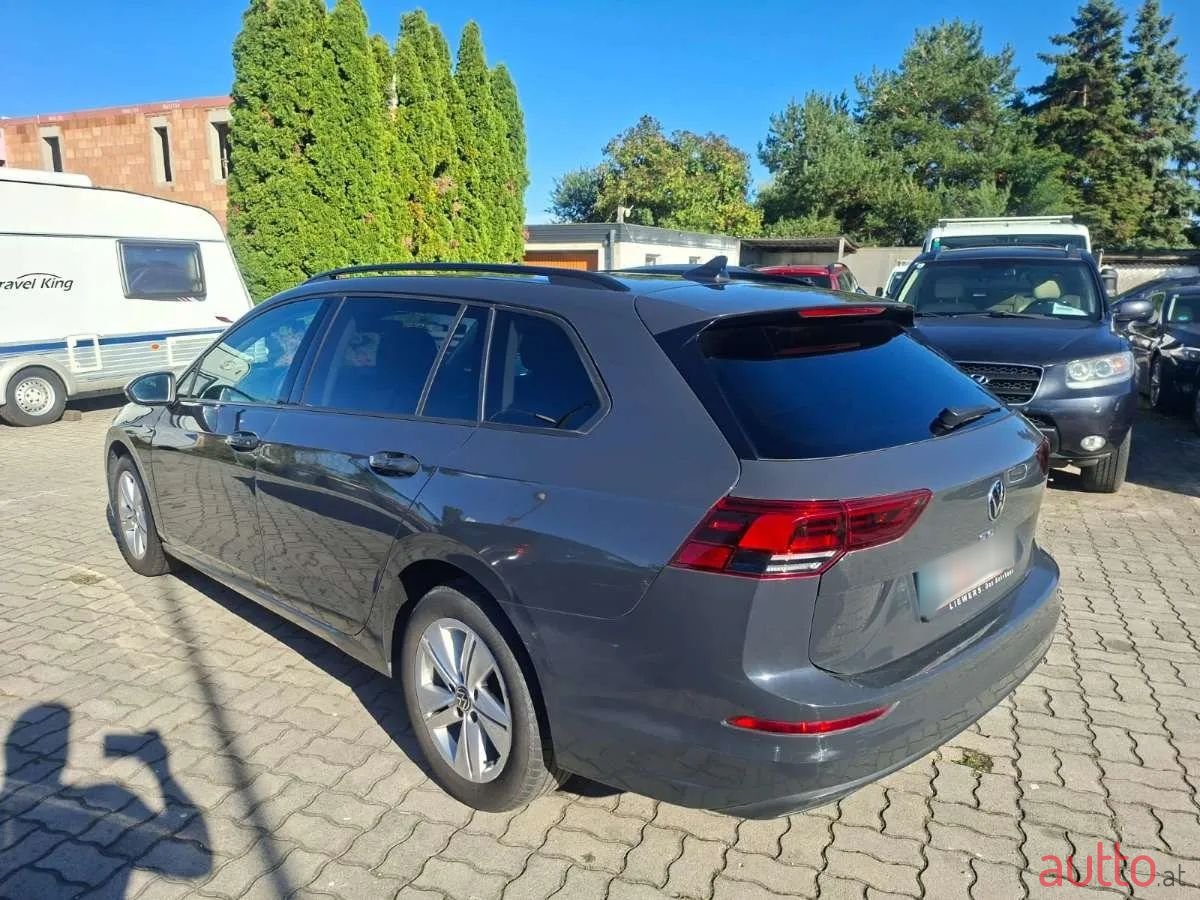 2021' Volkswagen Golf photo #6